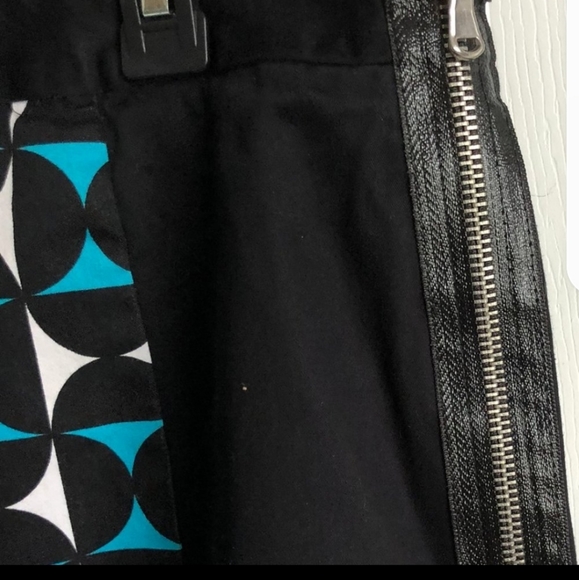 Worthington Geometrical Skirt Size 14 - Picture 4 of 4